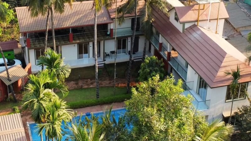 Tipsy Spring Resort Top View With Swimming pool