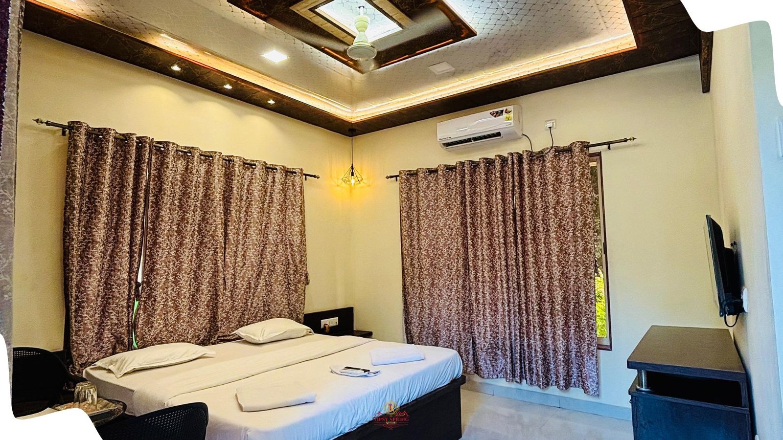 Standard Room King Size bed